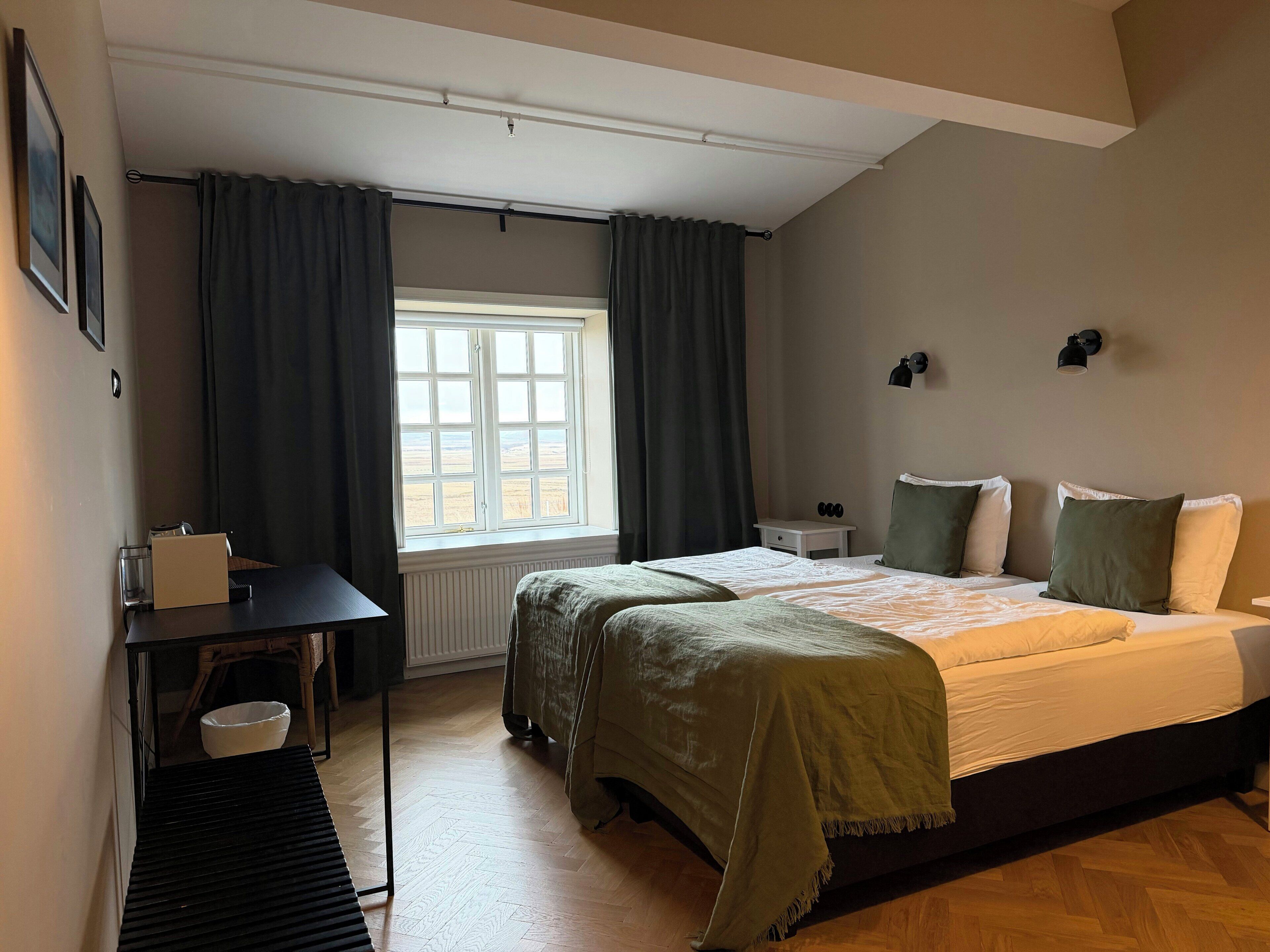 Superior Double or Twin Room, Mountain View | Desk, laptop workspace, soundproofing, free WiFi