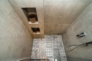 Departamento, 1 habitación, vista al jardín | Baño | Papel de baño 