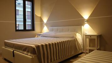 Room, 1 Bedroom, Smoking, Terrace | 1 bilik tidur