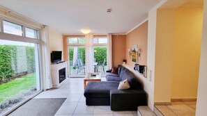 Fernseher, Stereoanlage