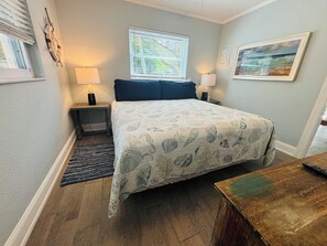 1 quarto, escrivaninha, ferros/tábuas de passar roupa, Wi-Fi