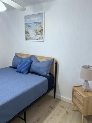 2 bedrooms, in-room safe, free WiFi, bed sheets - BEACH HOUSE - half block from beach 

Stay at the beach for the WORLD CUP! (Belmar)