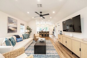 Smart TV - PAGITT HOUSE - 4/3.5 - OLD TOWN KEY WEST WITH POOL! (Key West)