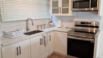 Comfort Apartment | Private kitchen