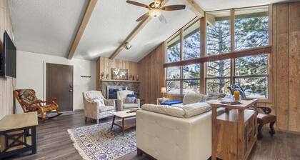 Charming Home in Country Club Flagstaff with Views