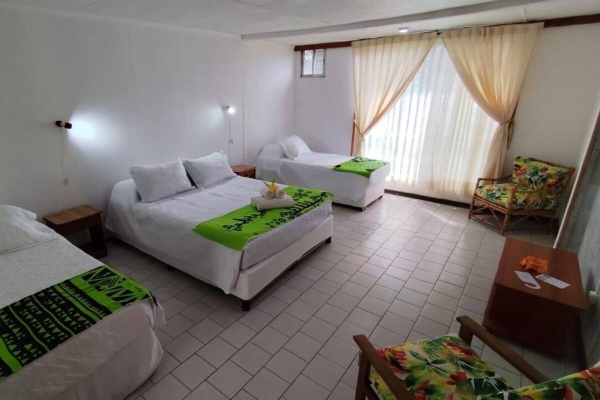 Standard Quadruple Room | Bed sheets