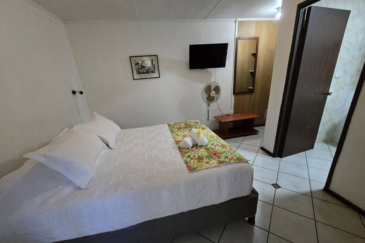 Standard Double Room | Bed sheets