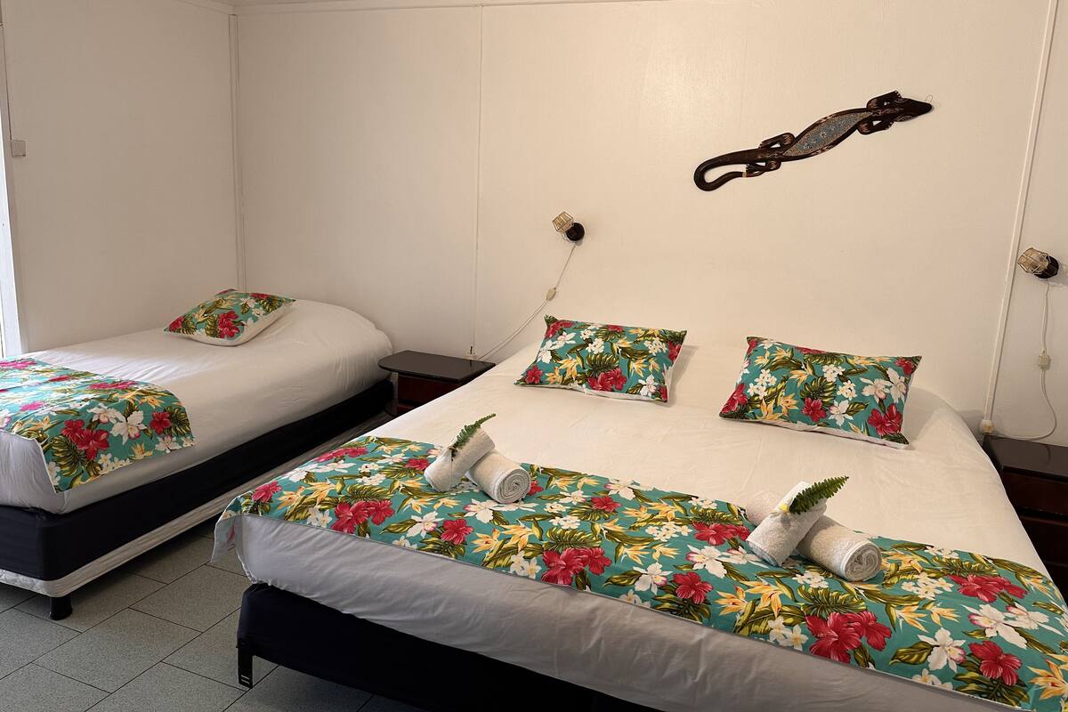Superior Triple Room | Bed sheets