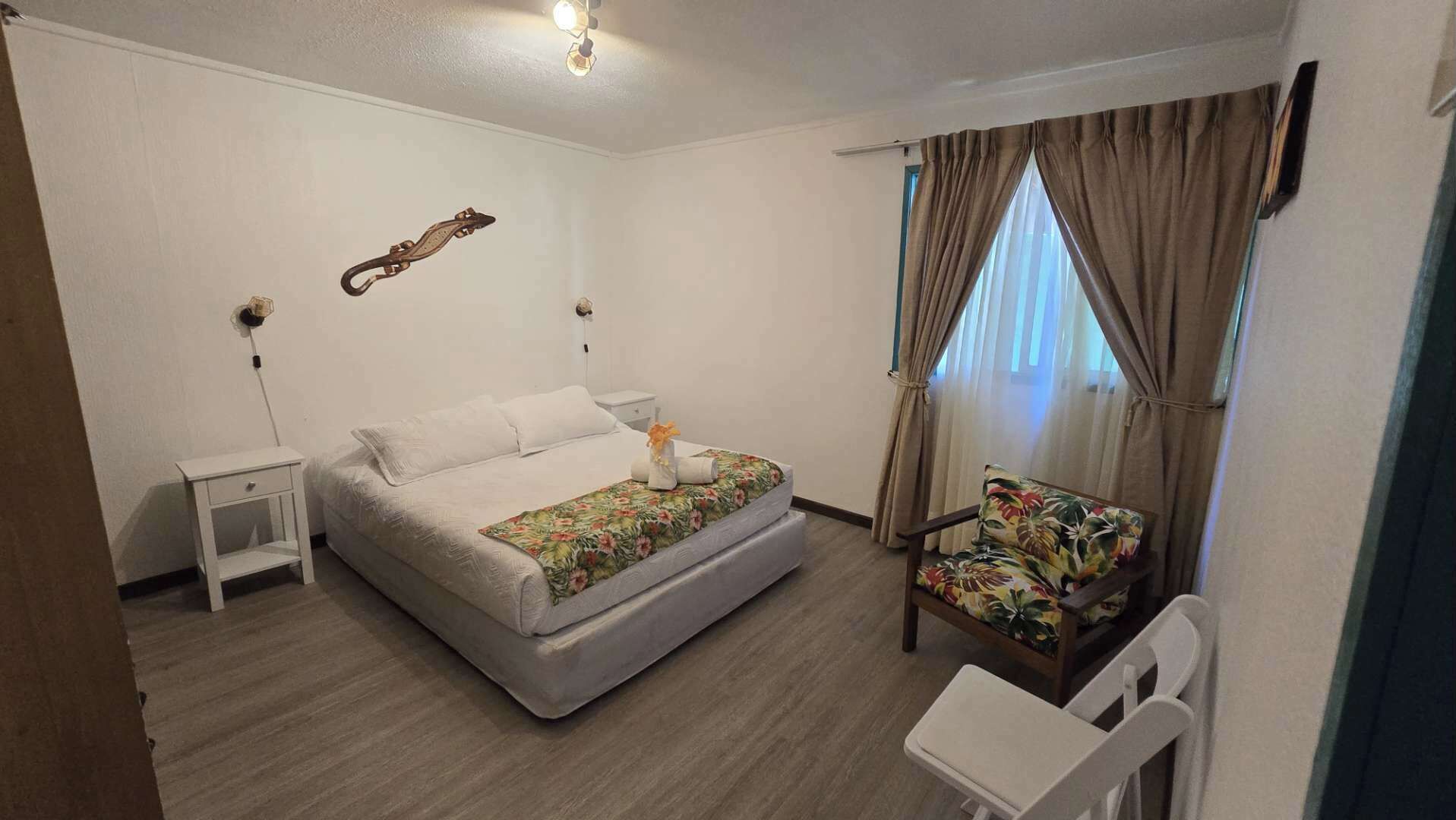 Superior Quadruple Room | Bed sheets