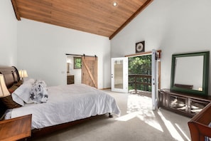 4 Schlafzimmer, Schreibtisch, BĂŒgeleisen/BĂŒgelbrett, Reisekinderbett