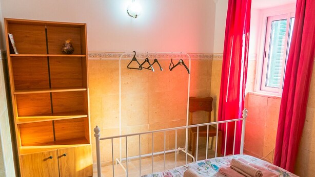 3 bedrooms, iron/ironing board, WiFi, bed sheets - Monte JB-Monte João Moleiro, a large and welcoming space where nature rules. (Olhão)