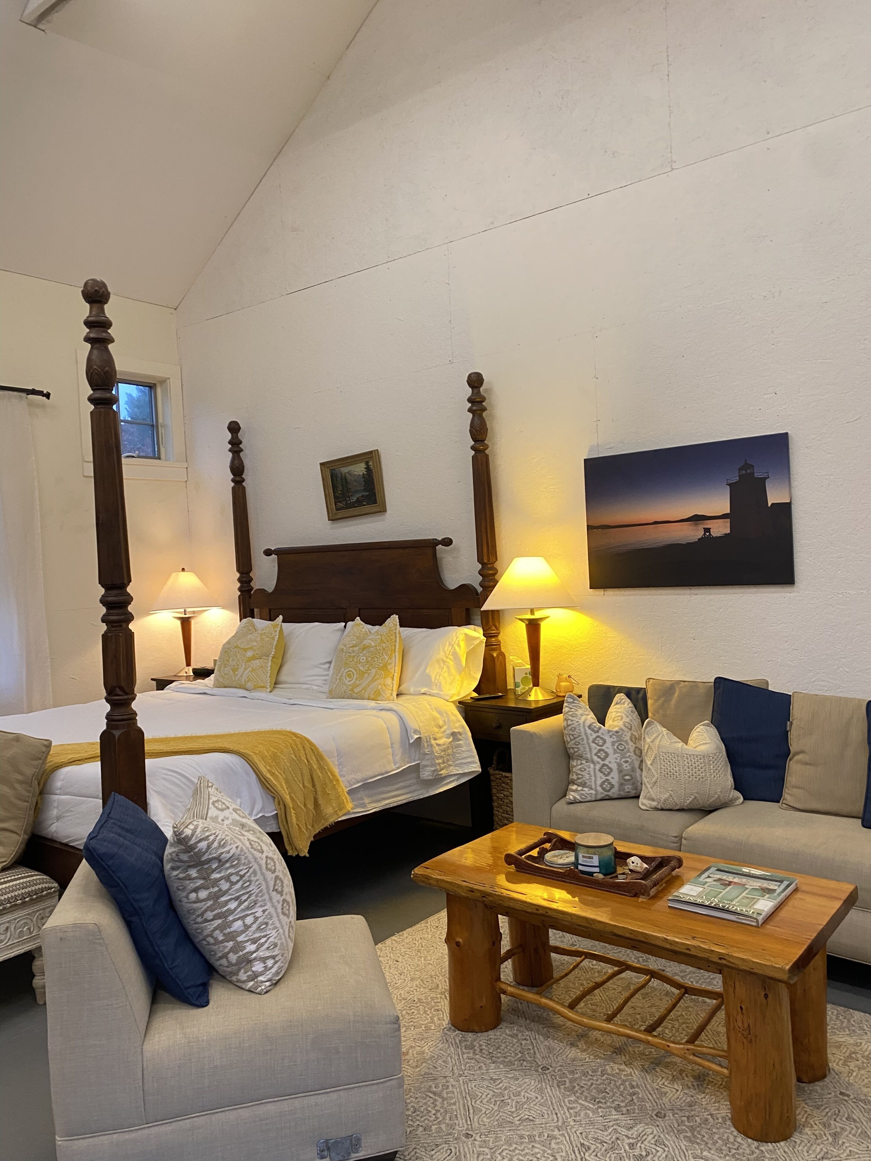 Storybook cottage with a picturesque view of the penobscot bay
