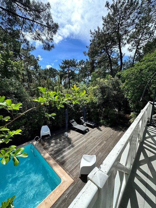 Outdoor pool, a heated pool - Villa 8 Pers-4 Chambres-piscine (La Tremblade)