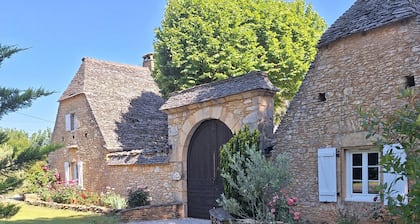 Charming Gîte in Périgord Noir, Close to the Reference Sites of the Dordogne