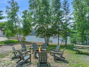 Property grounds - Waterfront Log Cabin • Sauna • Game Room • Pontoon & Snowmobile Access (Hancock)