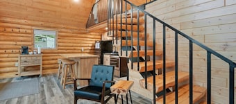 Waterfront Log Cabin • Sauna • Game Room • Pontoon & Snowmobile Access