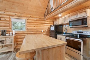 Fridge, microwave, oven, stovetop - Waterfront Log Cabin • Sauna • Game Room • Pontoon & Snowmobile Access (Hancock)