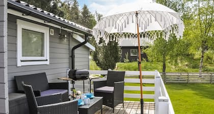 Preciosa casa en Hammarö con cocina