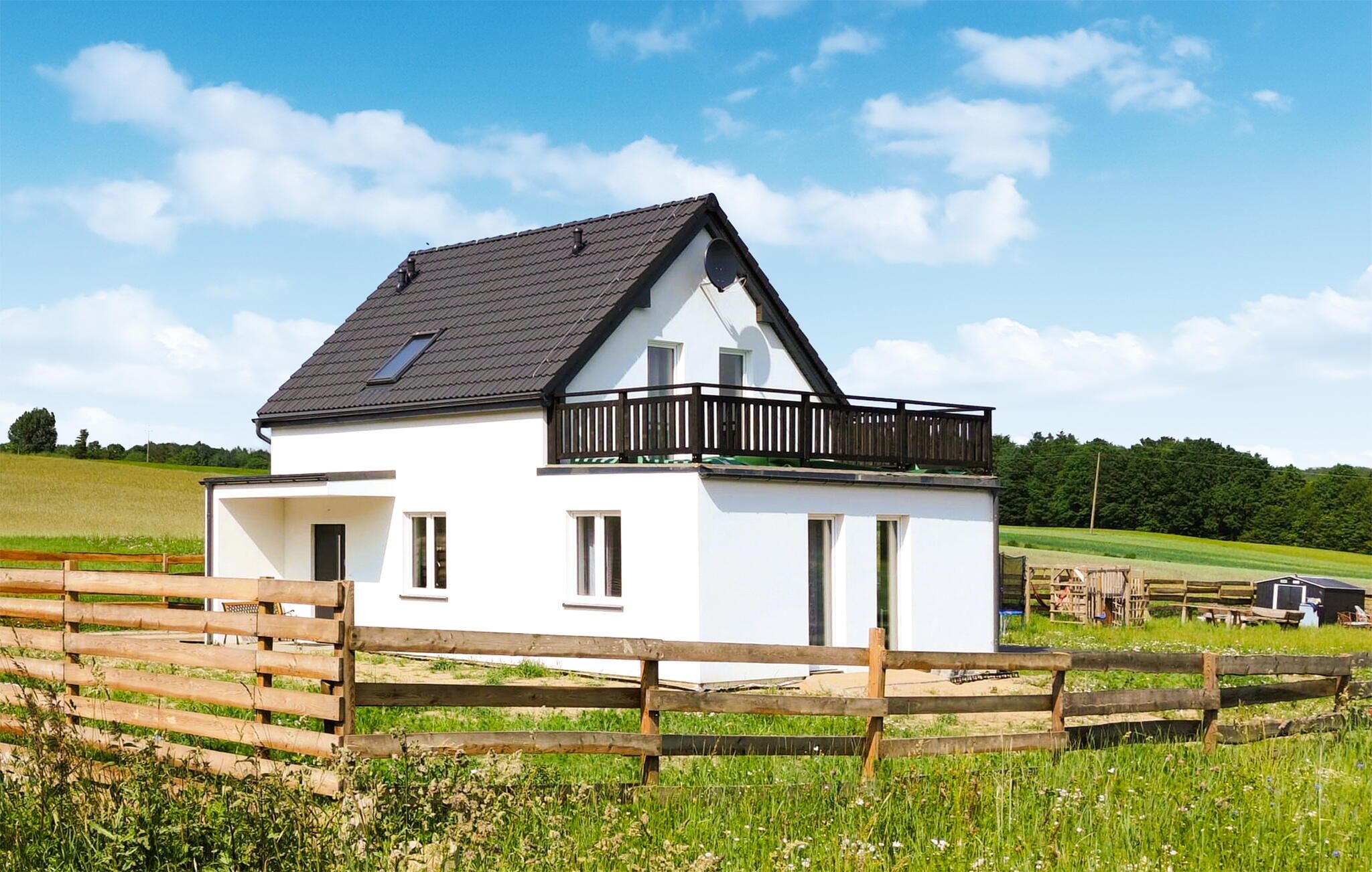 5 bedroom accommodation in Sucha Huta