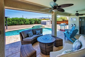 Terrace/patio - Family Friendly Home Pool/Spa/Game Room (Lake Havasu City)