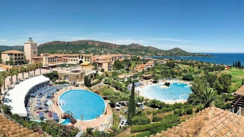 Cap Esterel Saint Raphael T2 vue mer + Parking