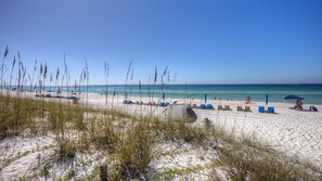 Accommodatie ligt op het strand