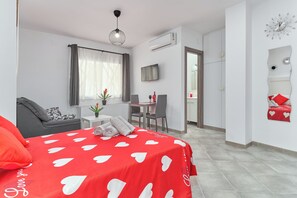 1 bedroom, iron/ironing board, free WiFi, bed sheets - Studio Apartment "Nerja Boutique Street Level B1" with Shared Pool & Wi-Fi (Nerja)