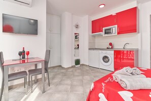 Interior - Studio Apartment "Nerja Boutique Deluxe 101" with Shared Pool & Wi-Fi (Nerja)