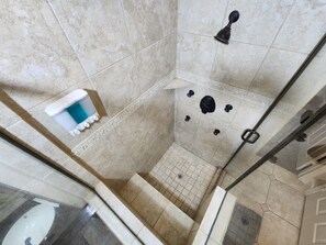 Doccia, asciugacapelli