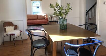 Sweet Cozy Victorian in Housatonic. Close to everything.