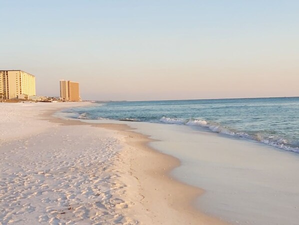 Am Strand, Liegestühle