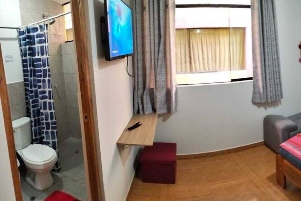 Deluxe kamer, 1 tweepersoonsbed, privébadkamer | 1 slaapkamer, luxe beddengoed, donzen dekbedden, pillowtop-bedden