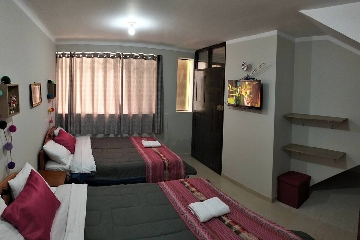 Familie tweepersoonskamer | 1 slaapkamer, luxe beddengoed, donzen dekbedden, pillowtop-bedden