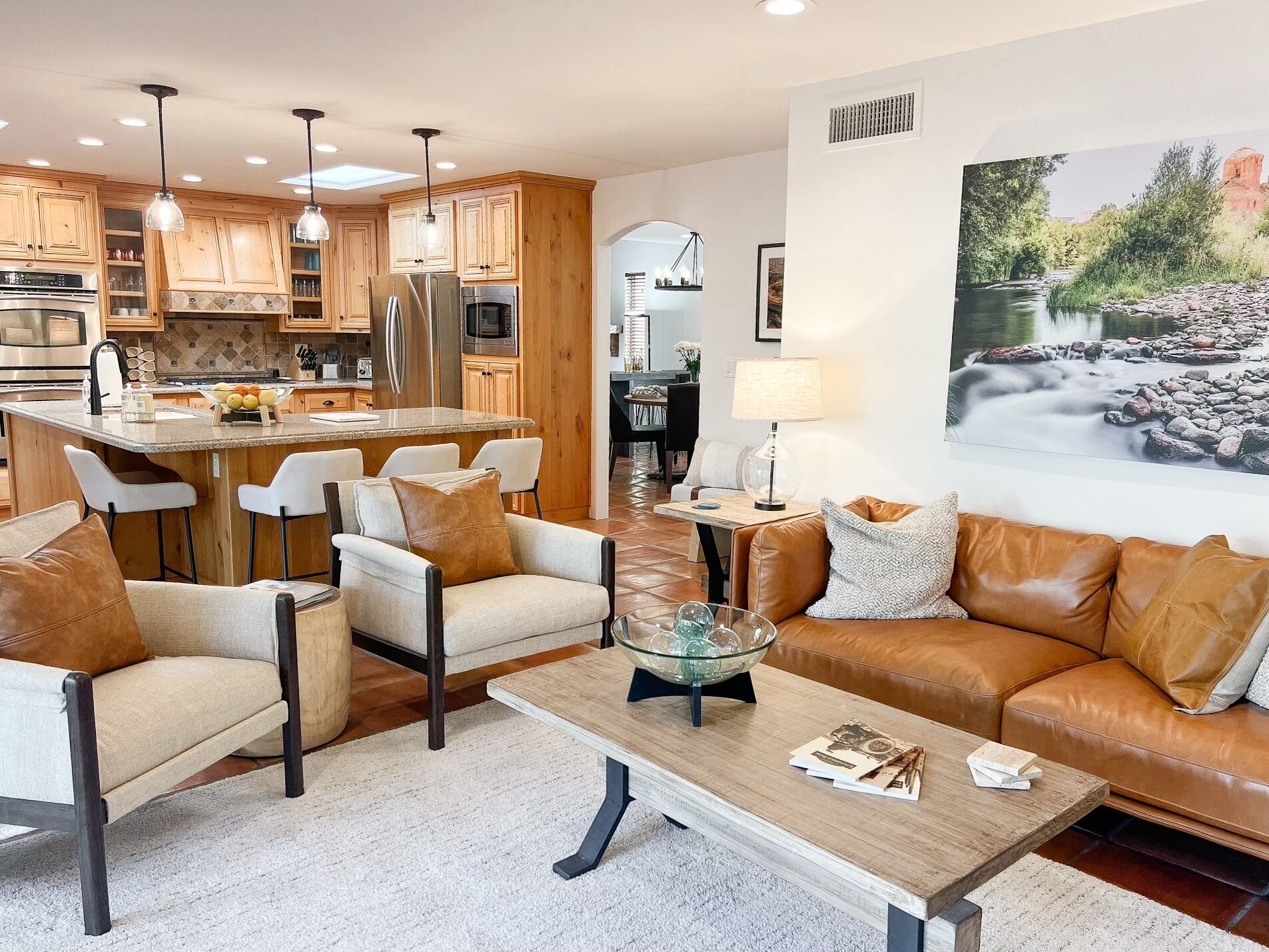 LUXURY LITCHFIELD LIVING- Walk to Wigwam Golf Resort