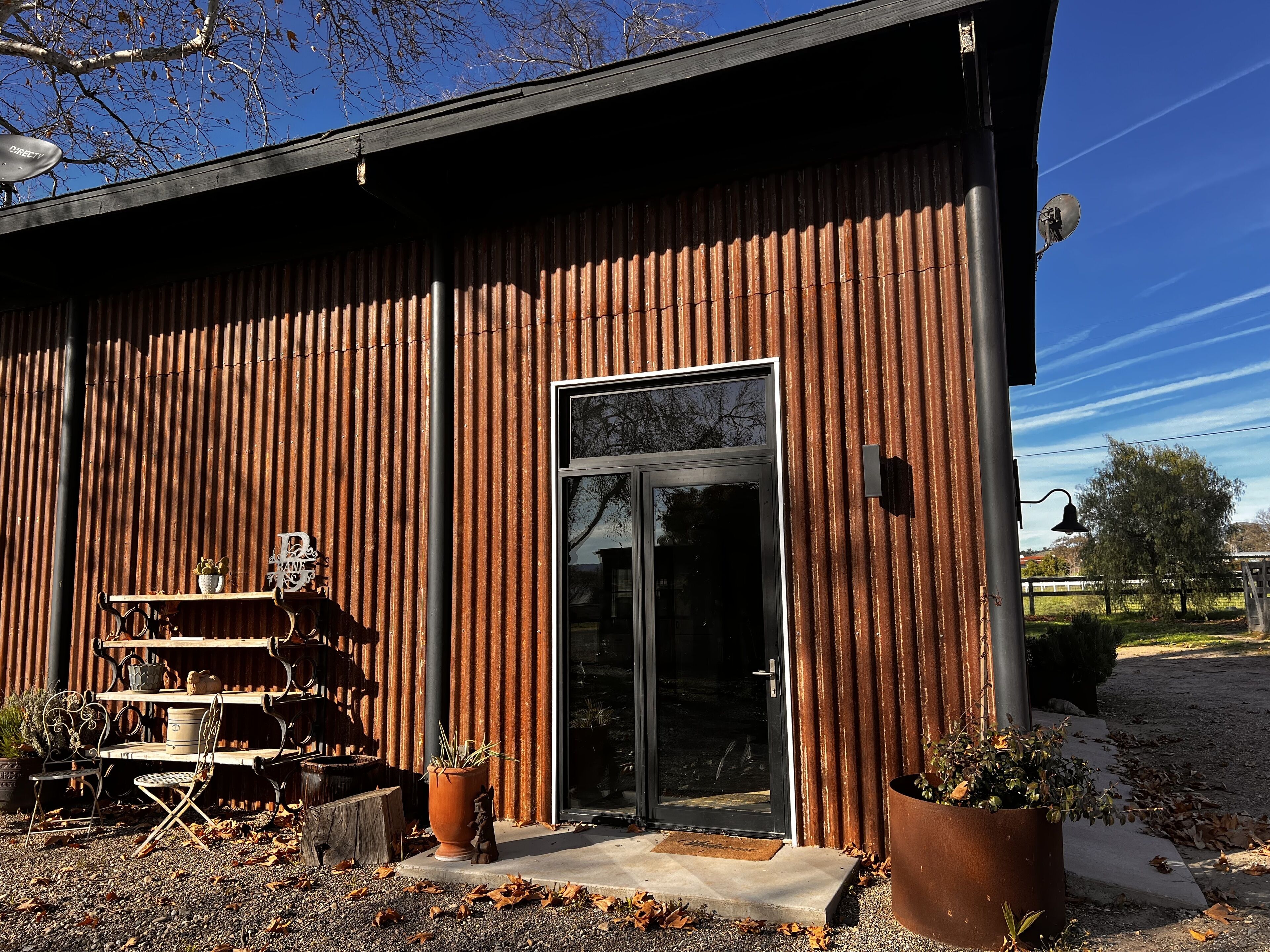 Designer one bedroom and loft stay amongst a working horse ranch. 