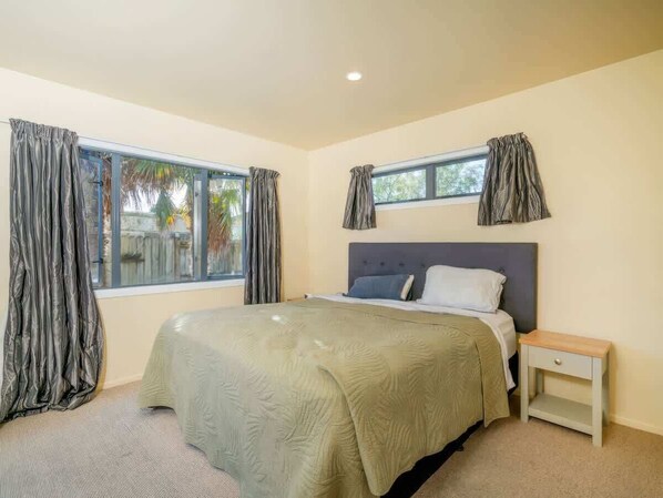 4 bedrooms, free WiFi