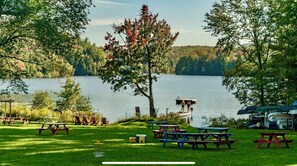 Property grounds - Scandinave (Bolton-Est)