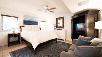 4 bedrooms, iron/ironing board, WiFi, bed sheets