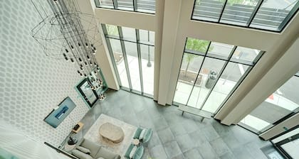 2 King Bed 2 Bath Easy ride to NYC and Shopping