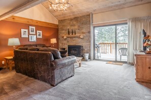 TV, fireplace, table tennis - Snowcreek #309  2 Plus Loft, 2 Bathroom Condo Sleeps 8 People with Amazing Mountain Views (Mammoth Lakes)