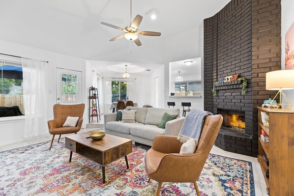 Living area - Your House! King Bed 65' TV, Near Kalahari, Local Host + Large Deck (Round Rock)