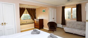 Picturesque Family Hideaway Chipping Ongar Essex