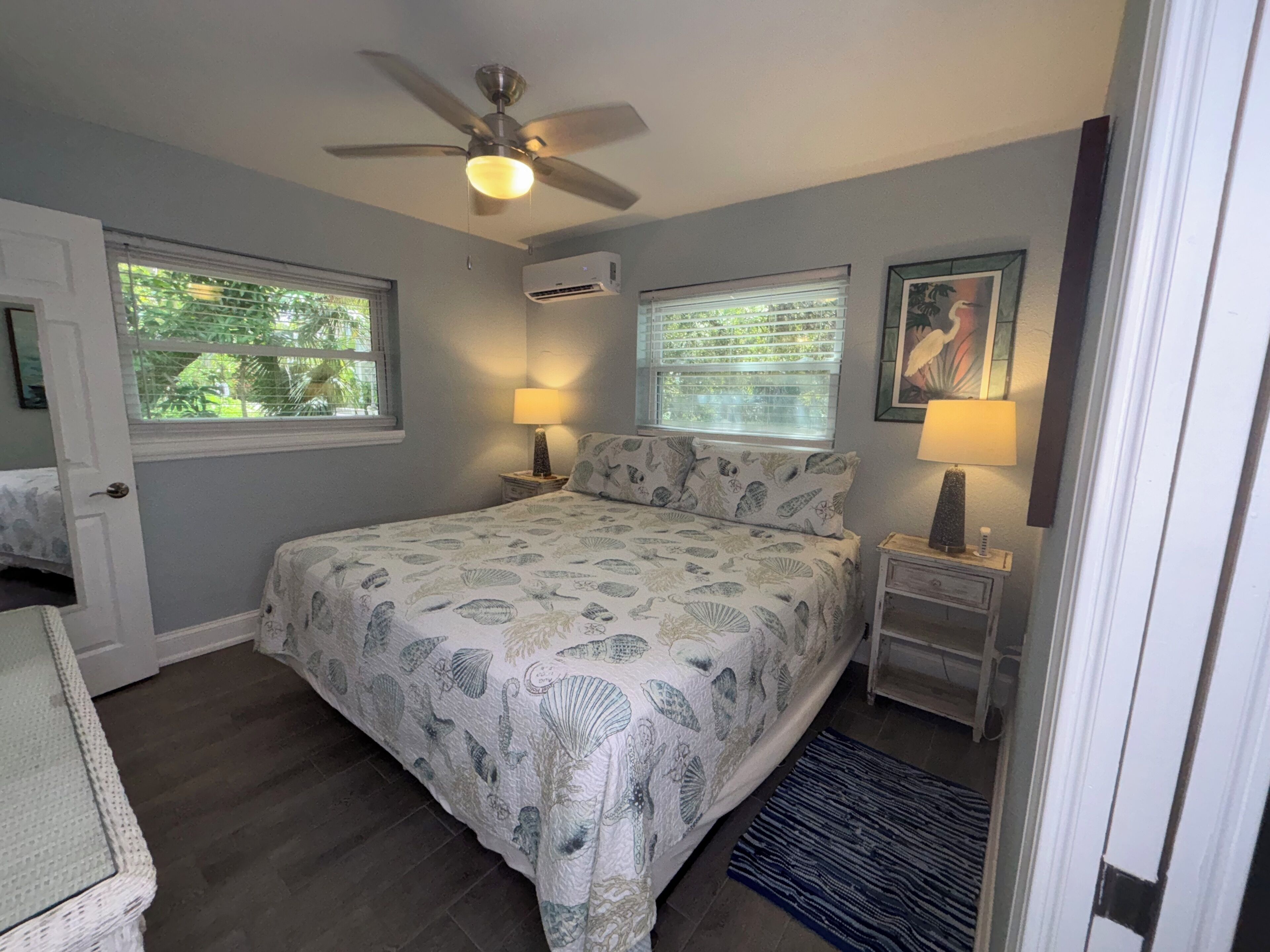 1 dormitorio, tabla de planchar con plancha, wifi gratis y ropa de cama