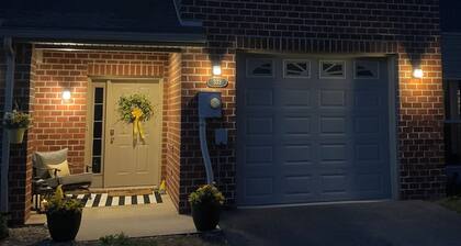 A thoughtfully designed 3-bedroom, 2.5-bath townhome tailored for travelers.