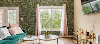 A thoughtfully designed 3-bedroom, 2.5-bath townhome tailored for travelers.