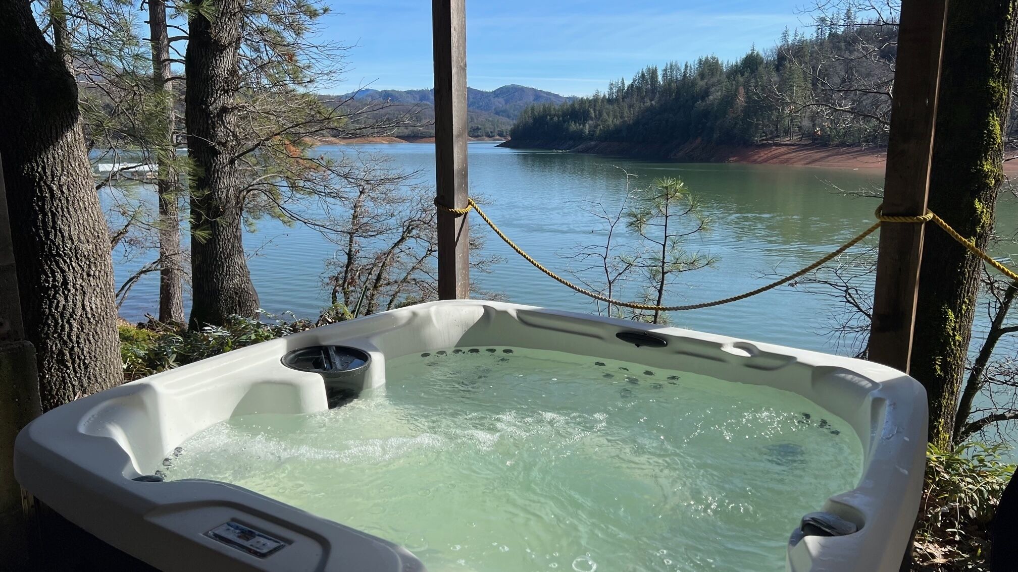 Bain à remous extérieur