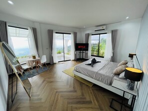 Romantic Villa, 1 King Bed | 1 bedroom, premium bedding, Select Comfort beds, individually decorated