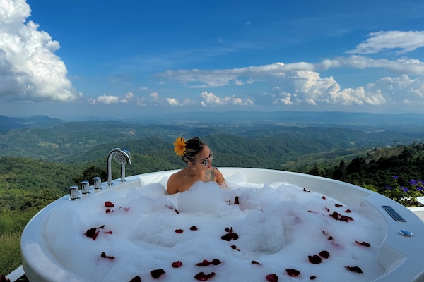 Romantic Villa, 1 King Bed | Premium bedding, Select Comfort beds, individually decorated