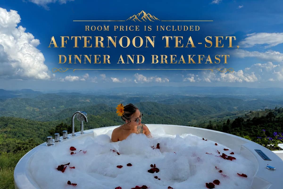 Romantic Villa, 1 King Bed | Premium bedding, Select Comfort beds, individually decorated