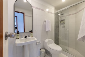 Shower, towels, soap, shampoo